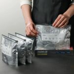 10Pcs/Bag Kitchen Aluminum Foil Fresh Bag Freezer Stand Up Zip Lock Bag Large Capacity Reusable Food Organizer Bags - Image 3